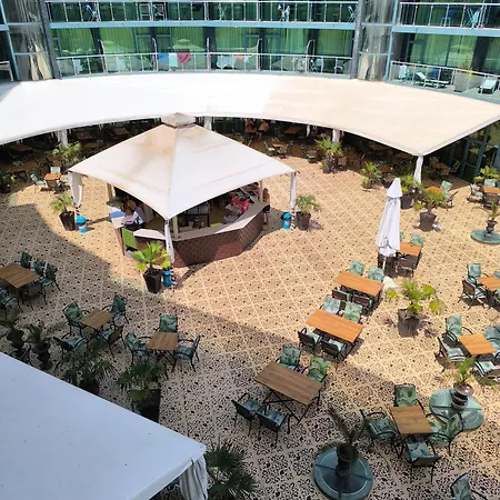 Apartmán двустаен в *