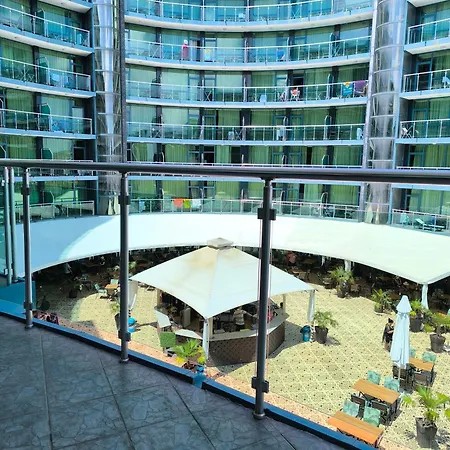 двустаен в Apartmán *