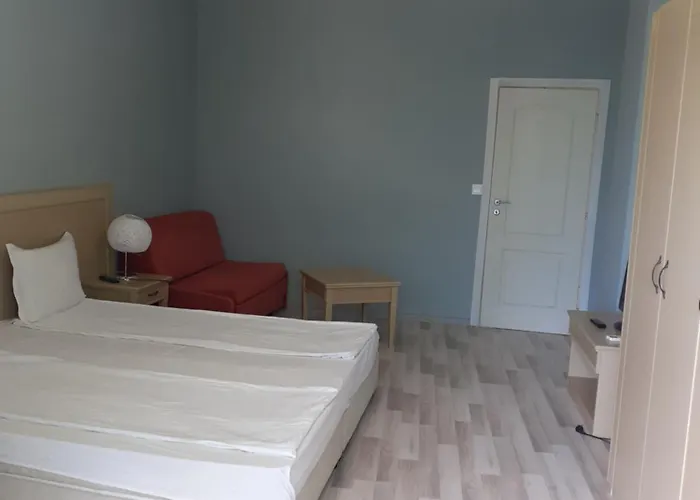 דירה двустаен в פרימורסקו