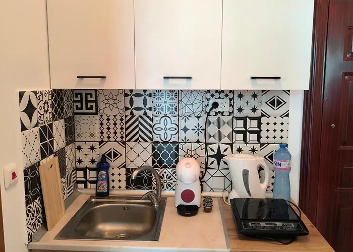 דירה двустаен в *